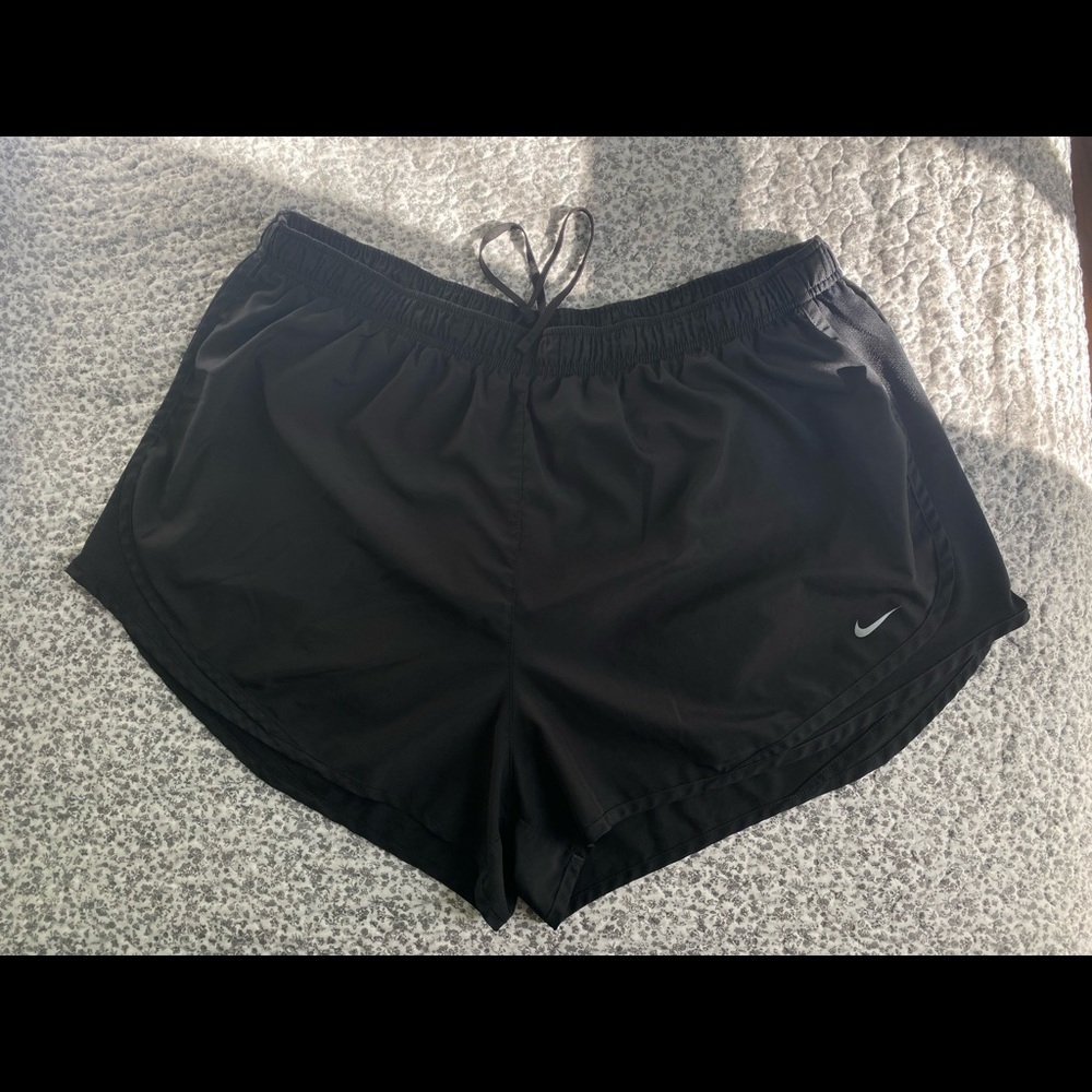 Nike Dri-Fit Shorts - Women’s - Black - 2x